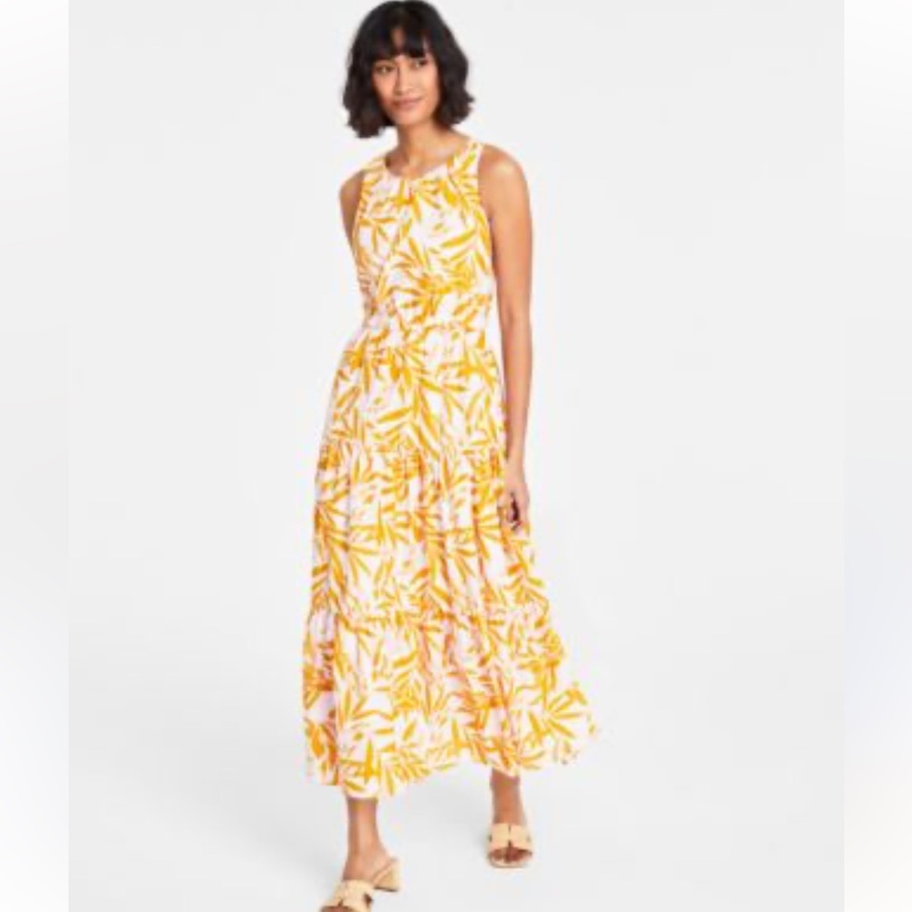 On 34th
Women's Scoop-Neck Waist-Tie Maxi Dress